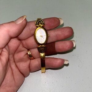 Danbury Mint Ruby Heart Gold Ladies Analog Quartz Watch
